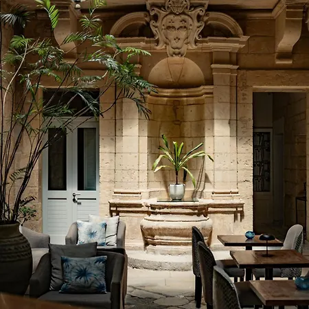 66 Saint Paul'S & Spa-2
